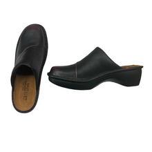 Load image into Gallery viewer, Naot Alberta 73002 (Final Sale)