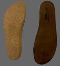 Load image into Gallery viewer, Naot Havana 71028 (Final Sale)