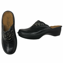 Load image into Gallery viewer, Naot Havana 71028 (Final Sale)