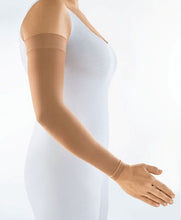 Load image into Gallery viewer, VENOSAN® Arm Sleeve 30-40 mmHg
